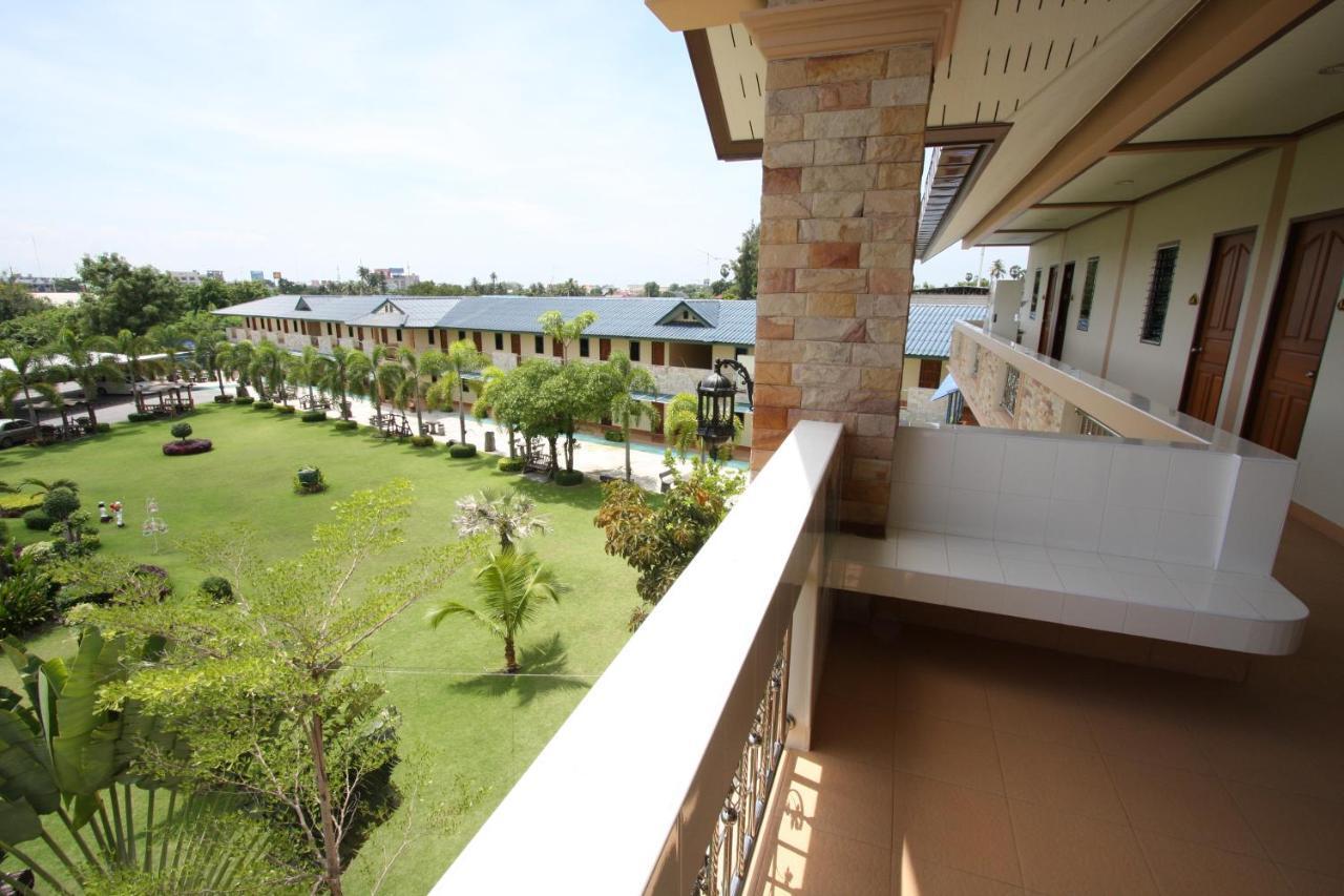 PN Gold Resort Bangsaen Exterior foto